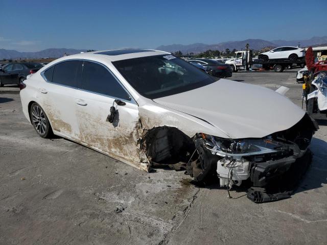 Photo 4 from auction – 2021 LEXUS ES 300H with VIN 58ADA1C10MU010071