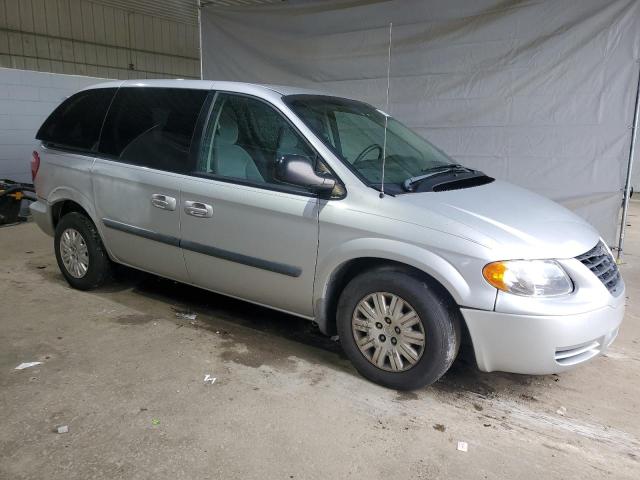 Photo 4 from auction – 2006 CHRYSLER TOWN & COU with VIN 1A4GP45RX6B645058