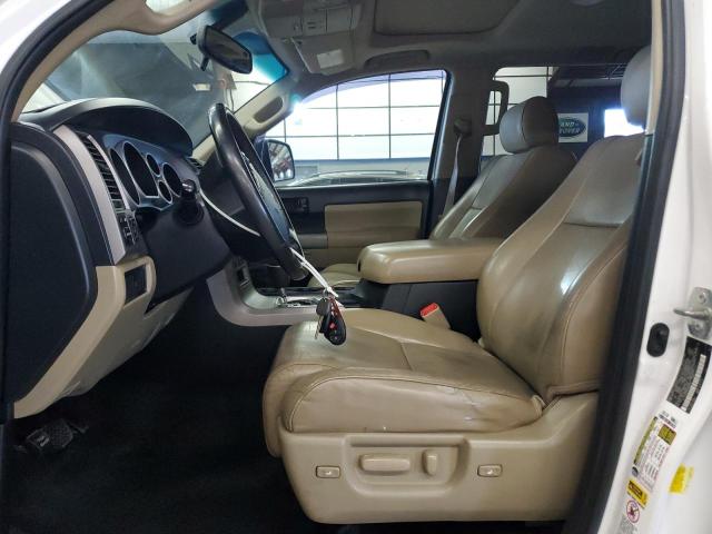 Photo 7 from auction – 2013 TOYOTA SEQUOIA SR with VIN 5TDBY5G15DS086048