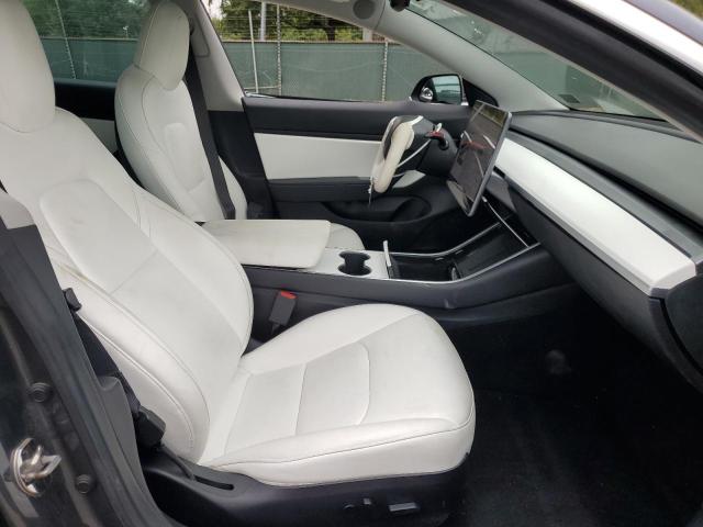 Photo 7 from auction – 2018 TESLA MODEL 3 with VIN 5YJ3E1EBXJF170268
