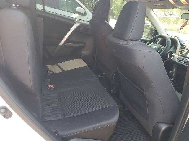 Photo 10 from auction – 2017 TOYOTA RAV4 LE with VIN JTMBFREV2HJ118752