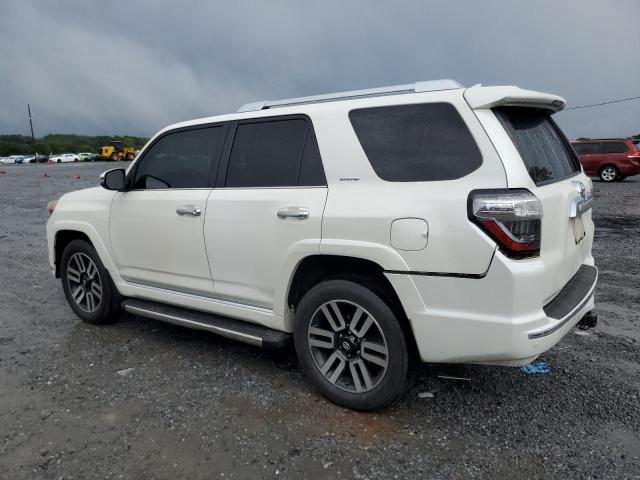 Photo 2 from auction – 2015 TOYOTA 4RUNNER SR with VIN JTEBU5JR3F5271858