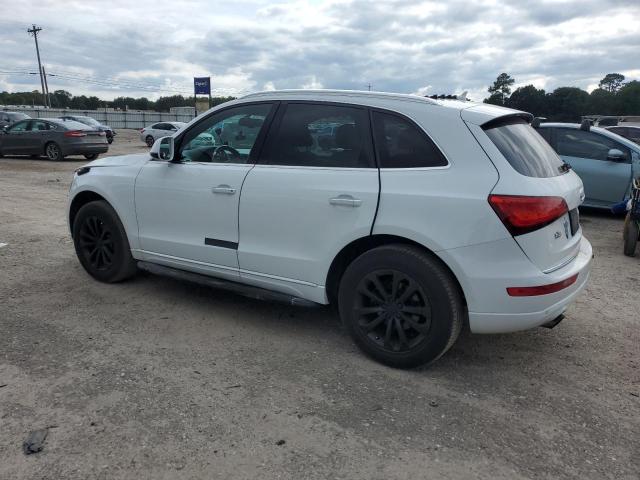 Photo 2 from auction – 2016 AUDI Q5 PREMIUM with VIN WA1L2AFP7GA118899