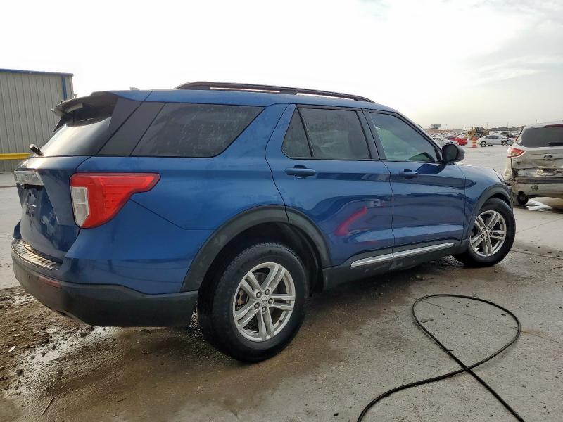 Photo 3 from auction – 2022 FORD EXPLORER X with VIN 1FMSK7DH9NGB64966