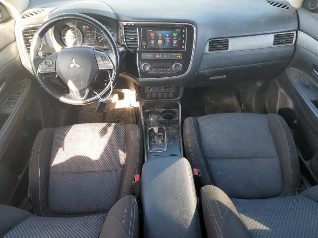 Photo 8 from auction – 2018 MITSUBISHI OUTLANDER with VIN JA4AZ3A37JZ040829
