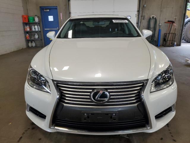 Photo 5 from auction – 2015 LEXUS LS 460 with VIN JTHCL5EF4F5024617