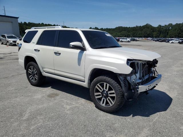 Photo 4 from auction – 2015 TOYOTA 4RUNNER SR with VIN JTEBU5JR4F5262098