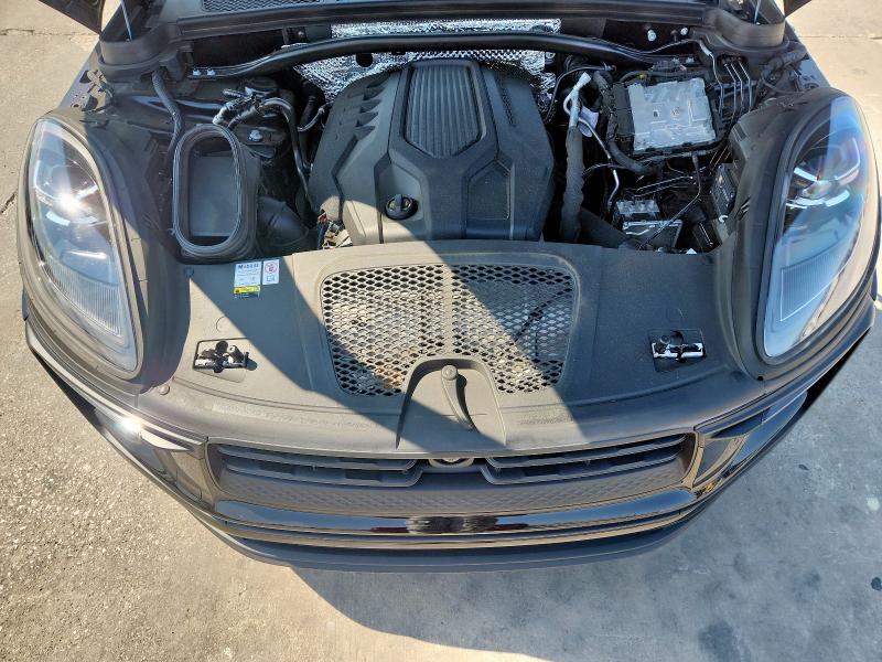Photo 11 from auction – 2024 PORSCHE MACAN BASE with VIN WP1AA2A51RLB00030