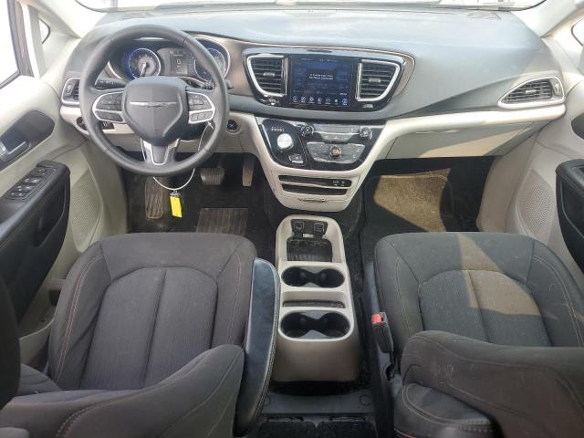 Photo 8 from auction – 2017 CHRYSLER PACIFICA T with VIN 2C4RC1DG8HR502610