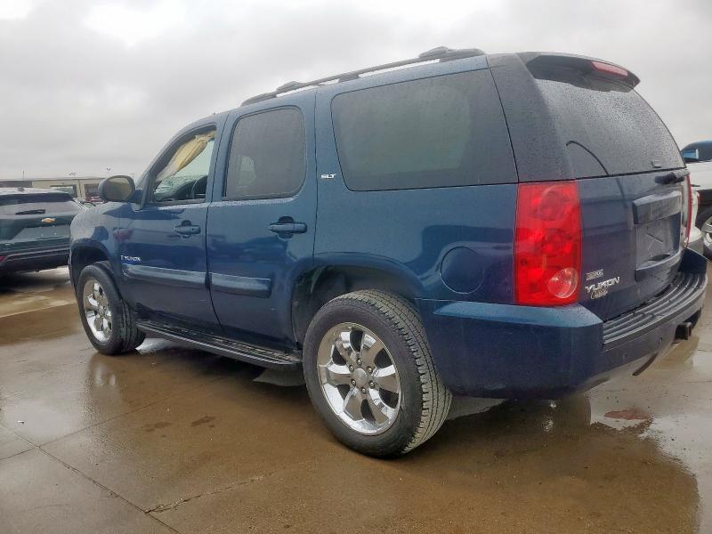 Photo 2 from auction – 2007 GMC YUKON with VIN 1GKFC130X7R335103