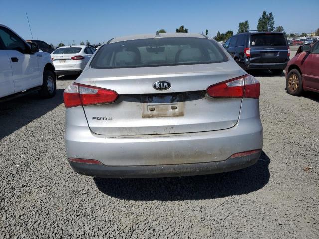 Photo 6 from auction – 2016 KIA FORTE LX with VIN KNAFK4A65G5503256