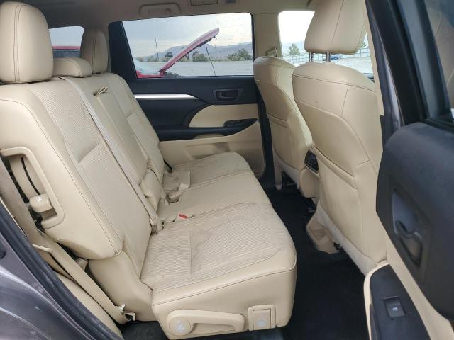 Photo 10 from auction – 2015 TOYOTA HIGHLANDER with VIN 5TDBKRFH8FS101958