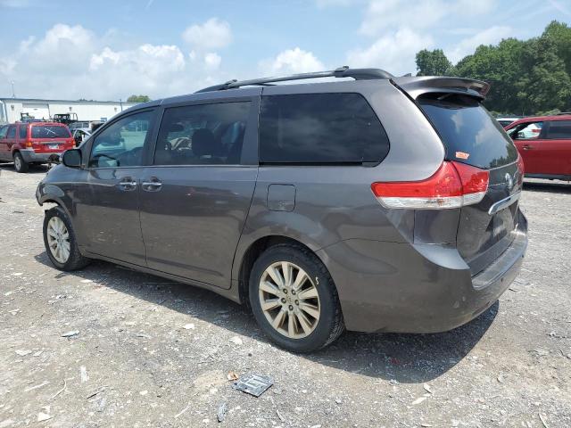 Photo 2 from auction – 2013 TOYOTA SIENNA XLE with VIN 5TDDK3DCXDS058900