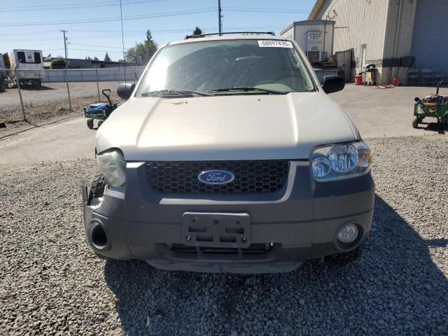 Photo 5 from auction – 2005 FORD ESCAPE XLT with VIN 1FMYU03115KA63577