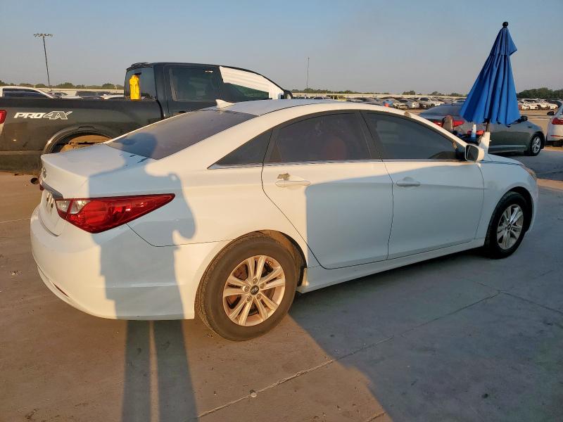 Photo 3 from auction – 2012 HYUNDAI SONATA GLS with VIN 5NPEB4AC9CH365722
