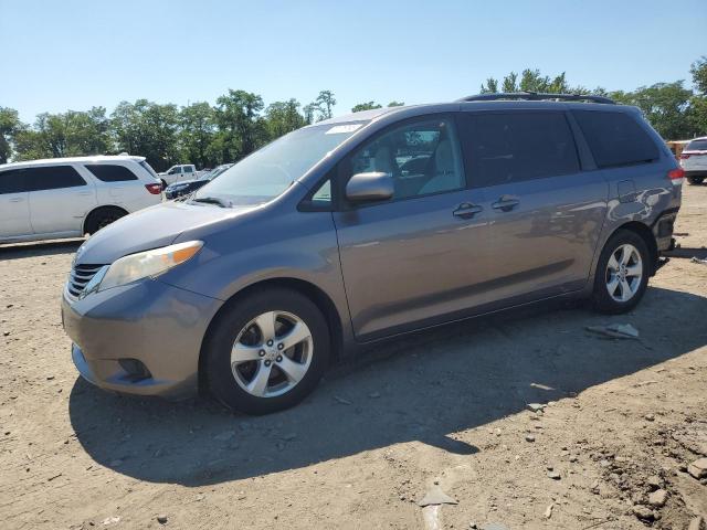 TOYOTA SIENNA LE 2011 with VIN 5TDKK3DC4BS101938 - Photo from auction