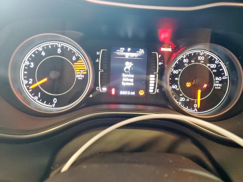 Photo 9 from auction – 2019 JEEP CHEROKEE L with VIN 1C4PJLLB5KD285977