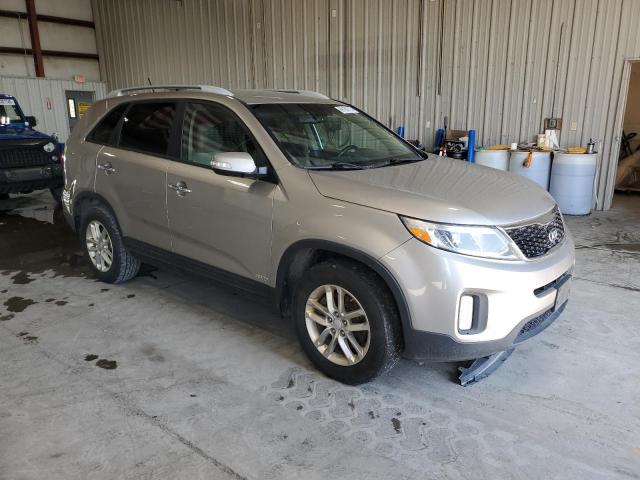 Photo 4 from auction – 2015 KIA SORENTO LX with VIN 5XYKTCA67FG608959