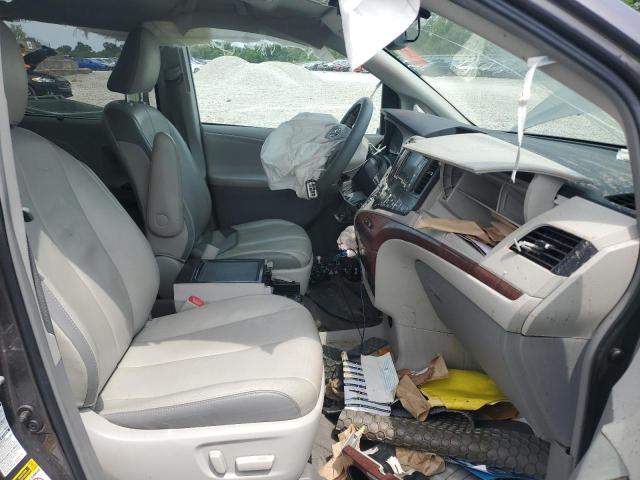 Photo 7 from auction – 2013 TOYOTA SIENNA XLE with VIN 5TDDK3DC5DS055709