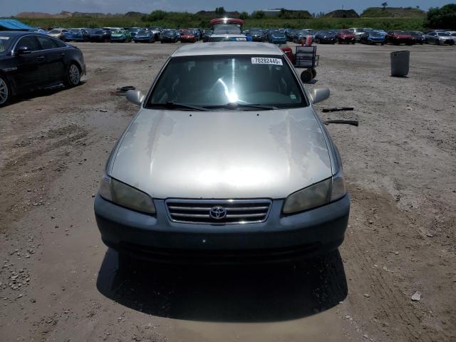 Photo 5 from auction – 2001 TOYOTA CAMRY CE with VIN 4T1BG22K01U094210