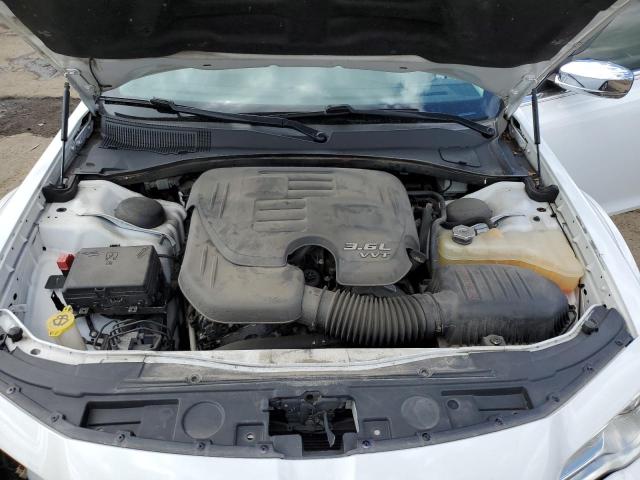 Photo 11 from auction – 2016 CHRYSLER 300C with VIN 2C3CCAEG8GH216933