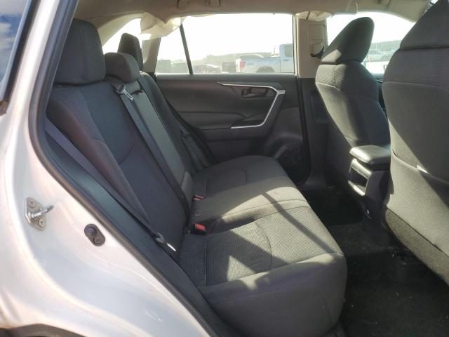 Photo 11 from auction – 2019 TOYOTA RAV4 LE with VIN 2T3F1RFVXKC043484