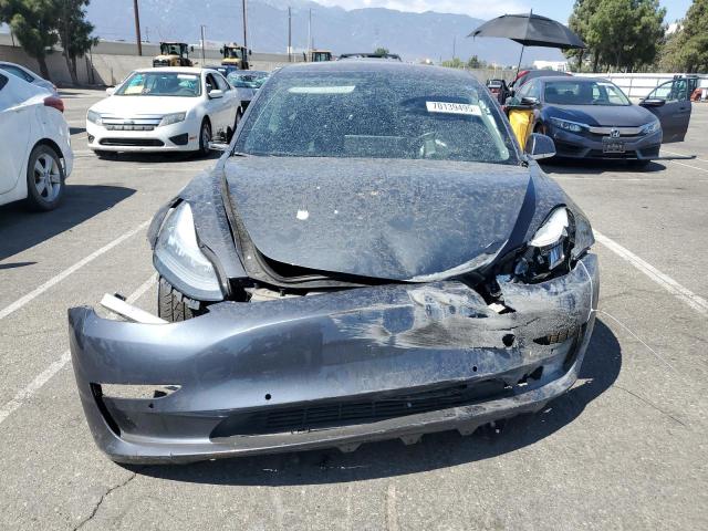 Photo 5 from auction – 2018 TESLA MODEL 3 with VIN 5YJ3E1EA9JF045205