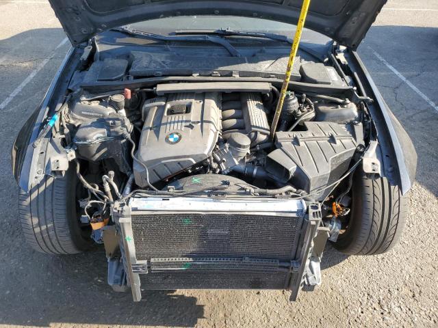 Photo 11 from auction – 2006 BMW 325 I with VIN WBAVB13506KX65507