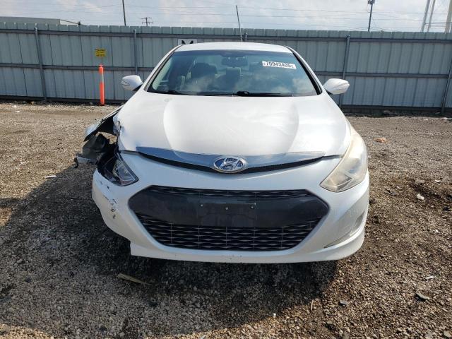 Photo 5 from auction – 2013 HYUNDAI SONATA HYB with VIN KMHEC4A44DA071316