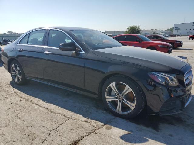 Photo 4 from auction – 2017 MERCEDES-BENZ E 300 4MAT with VIN WDDZF4KB2HA251982