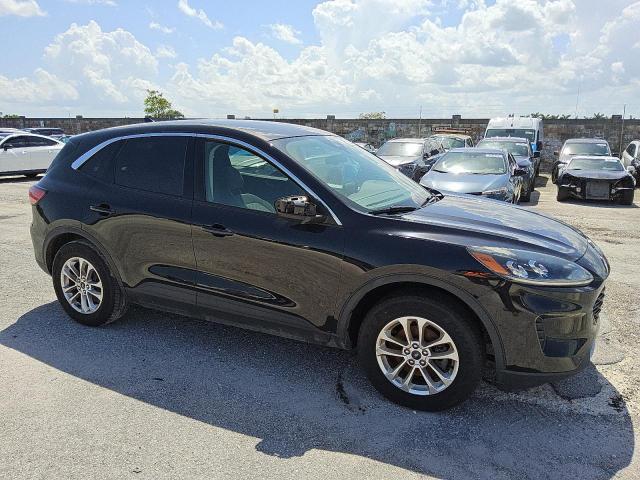 Photo 4 from auction – 2020 FORD ESCAPE SE with VIN 1FMCU0G65LUA93697