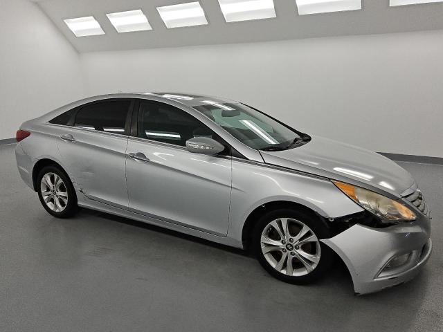 Photo 4 from auction – 2013 HYUNDAI SONATA SE with VIN 5NPEC4AC1DH674972