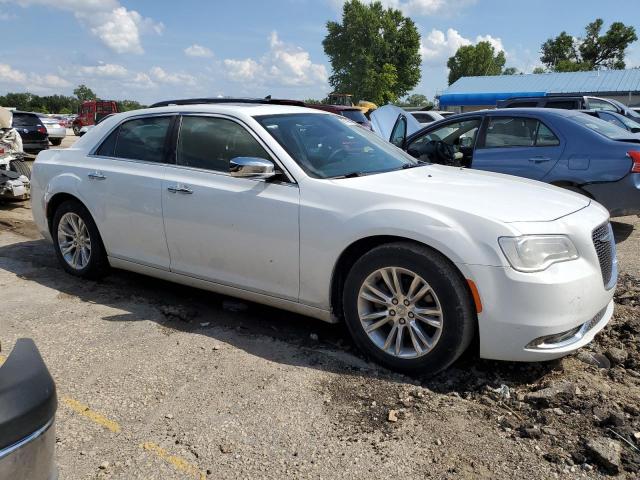 Photo 4 from auction – 2016 CHRYSLER 300C with VIN 2C3CCAEG6GH268898