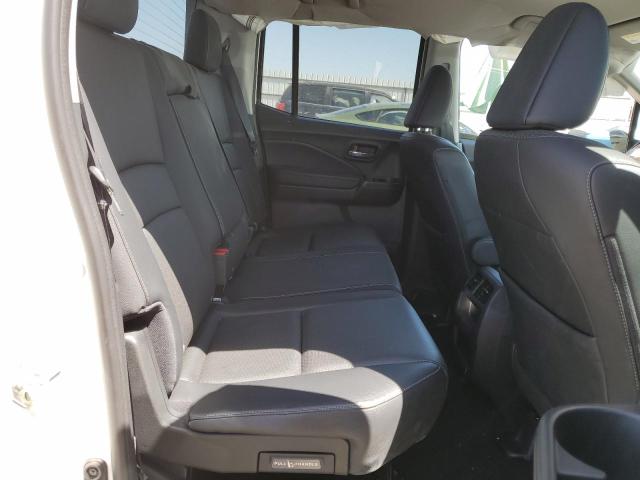 Photo 10 from auction – 2017 HONDA RIDGELINE RTL with VIN 5FPYK2F66HB001226