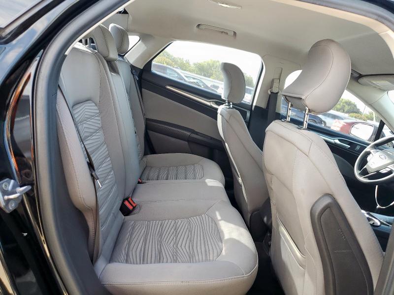 Photo 10 from auction – 2016 FORD FUSION S with VIN 3FA6P0G79GR340630