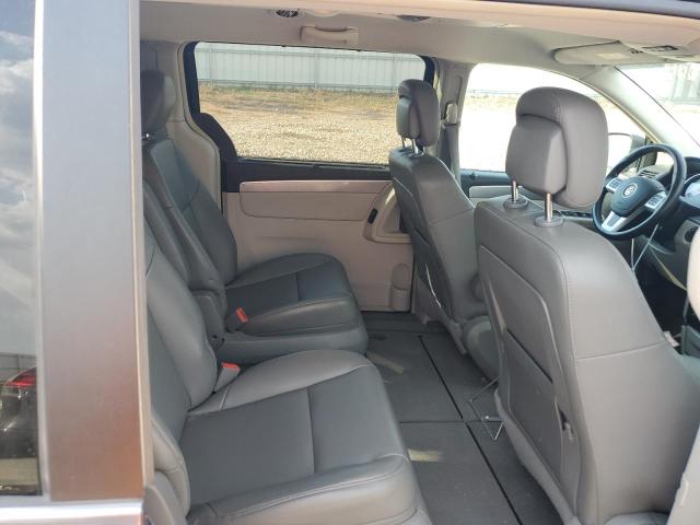 Photo 11 from auction – 2011 VOLKSWAGEN ROUTAN SE with VIN 2V4RW3DG2BR642457