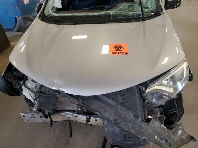 Photo 12 from auction – 2017 TOYOTA RAV4 LE with VIN 2T3BFREV0HW567977