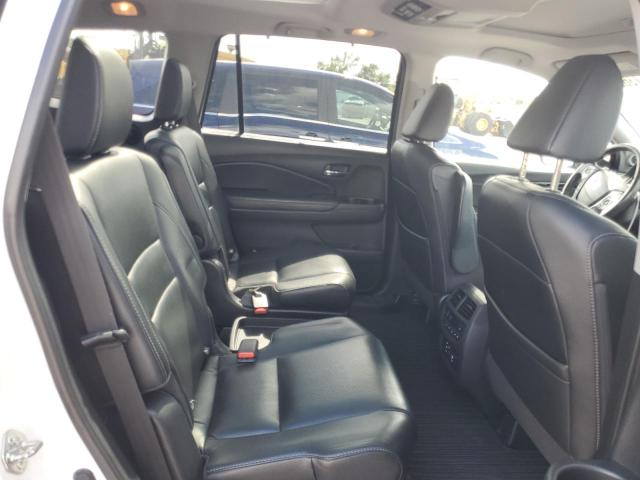 Photo 11 from auction – 2017 HONDA PILOT ELIT with VIN 5FNYF6H02HB068757