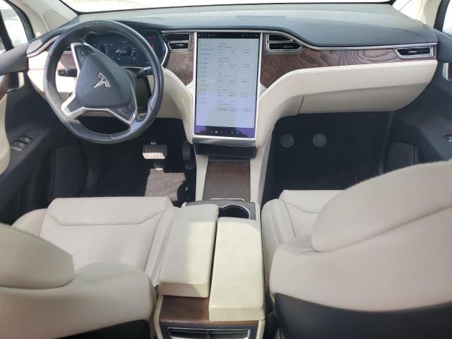 Photo 8 from auction – 2017 TESLA MODEL X with VIN 5YJXCDE20HF068304