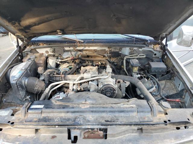 Photo 12 from auction – 1996 CHEVROLET SUBURBAN C with VIN 3GNFC16F4TG106199