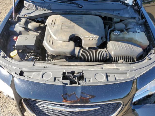 Photo 11 from auction – 2017 CHRYSLER 300 LIMITE with VIN 2C3CCAAG2HH521688