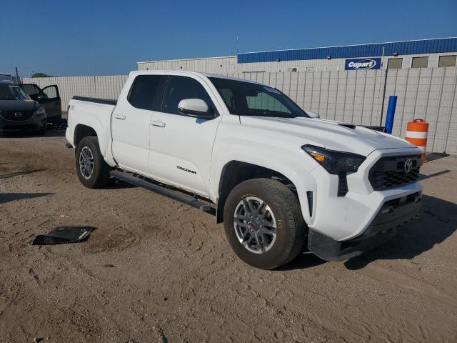 Photo 4 from auction – 2024 TOYOTA TACOMA DOU with VIN 3TMLB5JN1RM078943