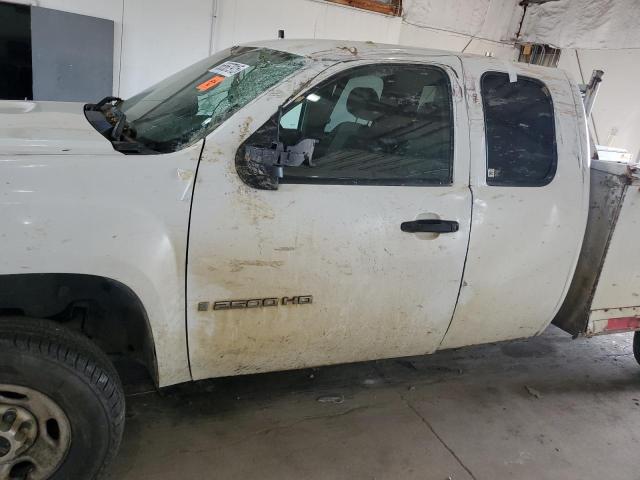 Photo 7 from auction – 2007 GMC SIERRA with VIN 1GTHK29K27E588980