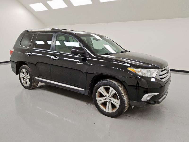 Photo 4 from auction – 2013 TOYOTA HIGHLANDER with VIN 5TDDK3EH9DS189116
