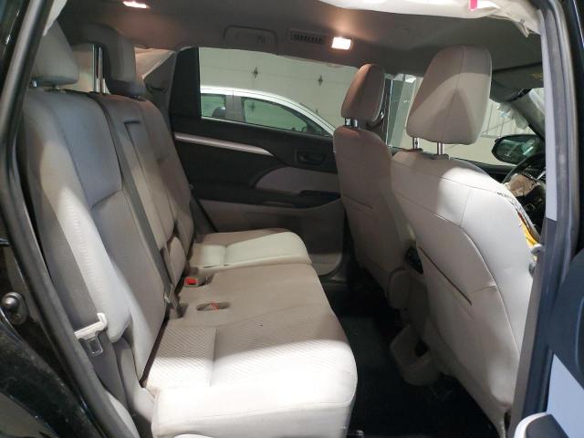 Photo 11 from auction – 2018 TOYOTA HIGHLANDER with VIN 5TDBZRFH3JS881503