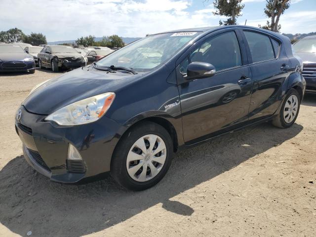 TOYOTA PRIUS C 2013 with VIN JTDKDTB38D1556207 - Photo from auction