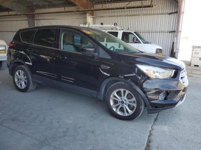صورة رقم 4 من المزاد - 2017 FORD ESCAPE SE مع VIN 1FMCU9G99HUC03382