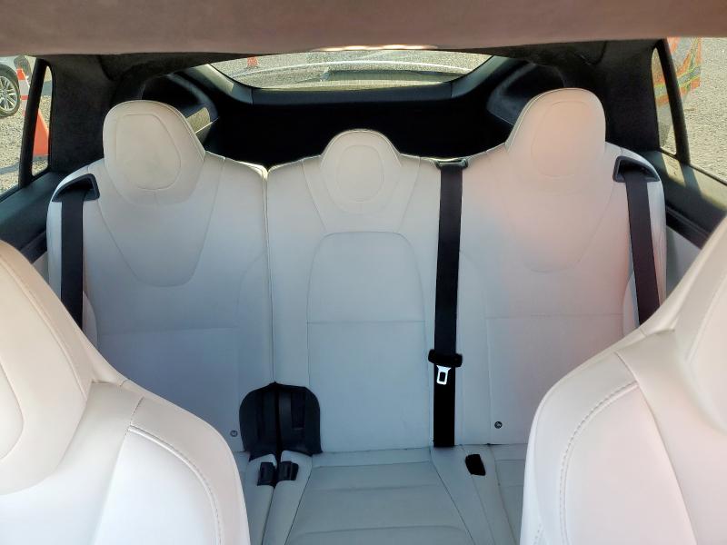 Photo 10 from auction – 2018 TESLA MODEL X with VIN 5YJXCAE27JF123125