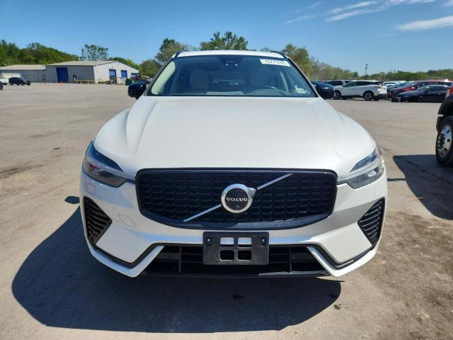 Photo 5 from auction – 2023 VOLVO XC60 PLUS with VIN YV4L12RW0P1335189