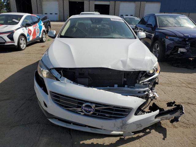 Photo 5 from auction – 2016 VOLVO S60 PLATINUM with VIN LYV402FM7GB101444